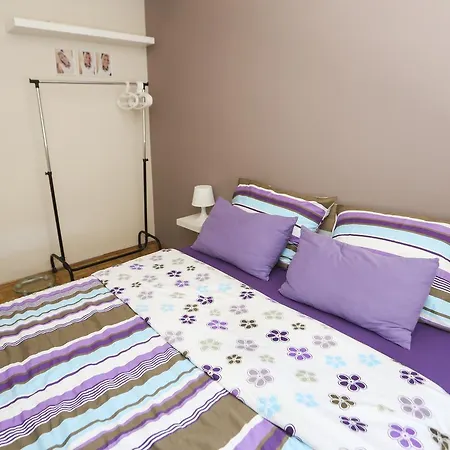 Apartment Modern With Free Parking Novi Sad